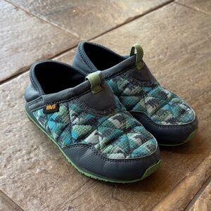 Teva Reember Dinoster slip ons